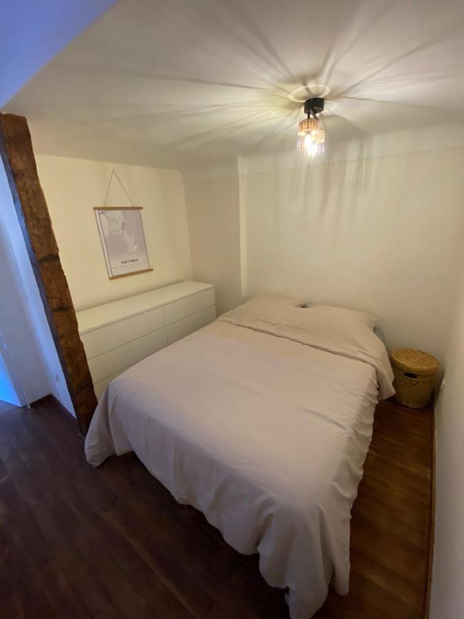 אנטיב Apartment With Mediterranean Charm In The Heart Of The Provencal Market מראה חיצוני תמונה