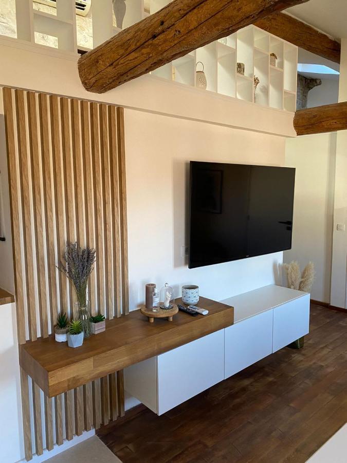 אנטיב Apartment With Mediterranean Charm In The Heart Of The Provencal Market מראה חיצוני תמונה