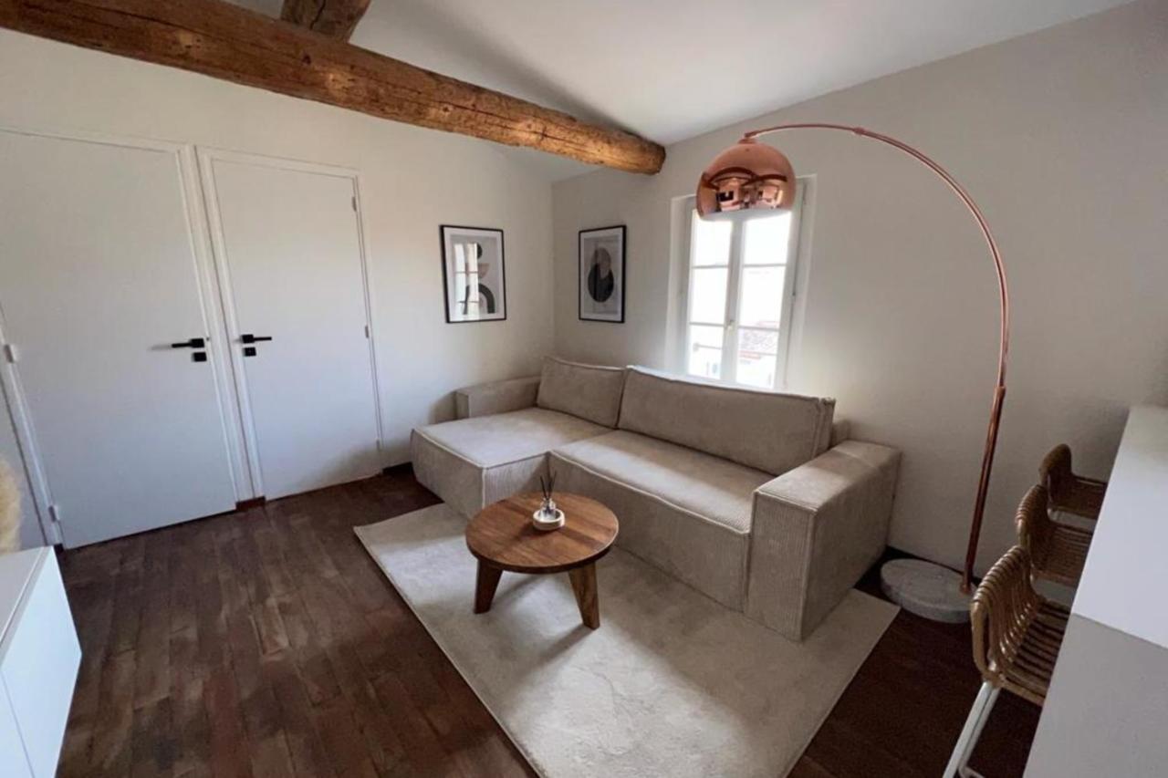 אנטיב Apartment With Mediterranean Charm In The Heart Of The Provencal Market מראה חיצוני תמונה