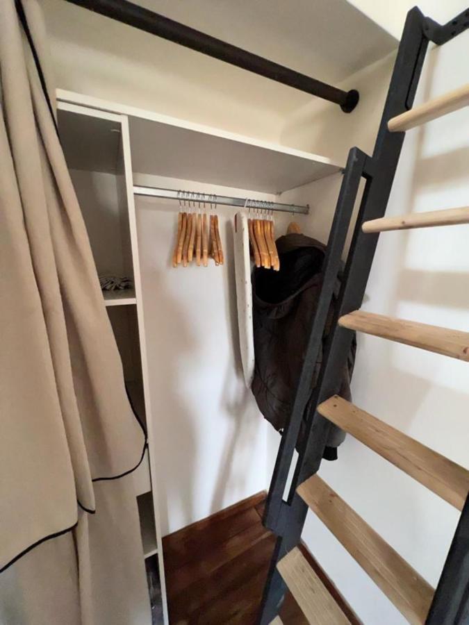 אנטיב Apartment With Mediterranean Charm In The Heart Of The Provencal Market מראה חיצוני תמונה