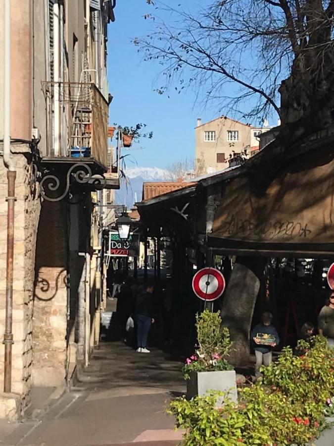 אנטיב Apartment With Mediterranean Charm In The Heart Of The Provencal Market מראה חיצוני תמונה