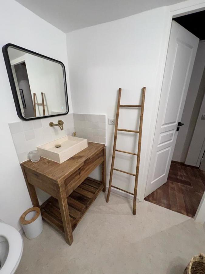 אנטיב Apartment With Mediterranean Charm In The Heart Of The Provencal Market מראה חיצוני תמונה
